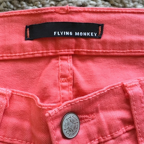 Flying Monkey size 9 - Picture 3 of 4